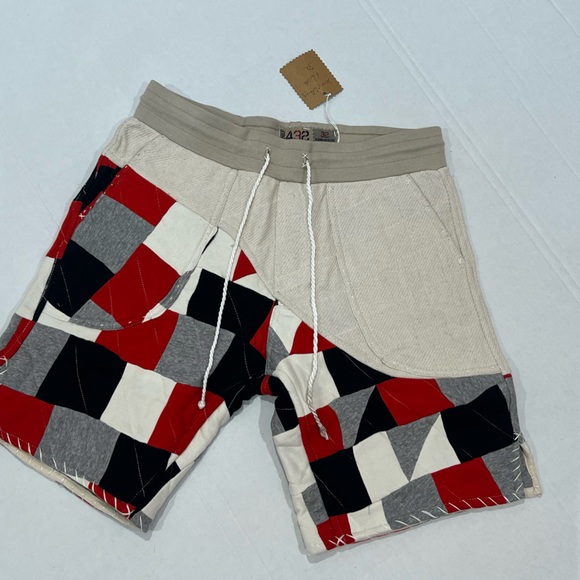 One432 shorts colors Beige, Black, Red, Grey, and White. Size 32 - Picture 7 of 8